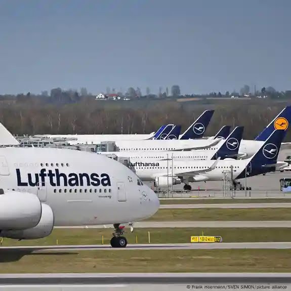 Lufthansa plans to Lay Off 10,000 employees in 2025