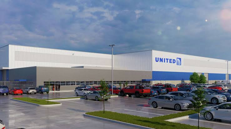 United Airlines starts building $177M maintenance facility, opens $16M training center at IAH