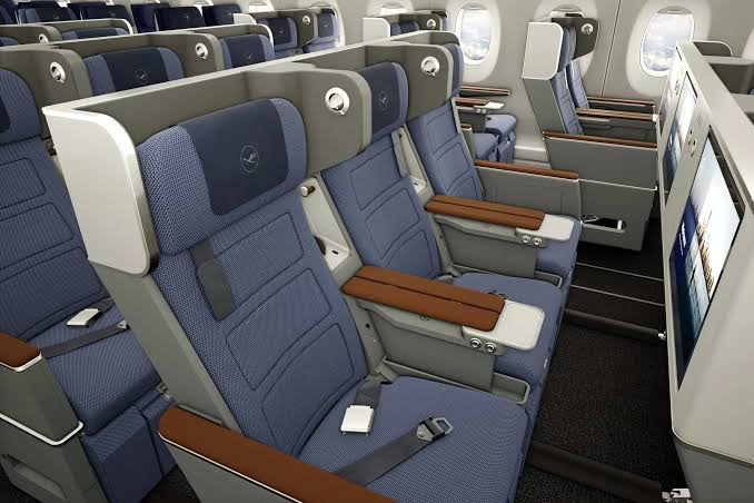 Lufthansa shakes up business class with 7 seat categories
