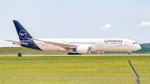 Lufthansa Boeing 787 Remains On Ground At Denver After Returning Following Landing Gear Problems