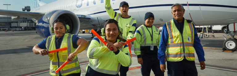 United Airlines Fires 5 Flight Attendants for Exploiting Passengers in Fund Scheme