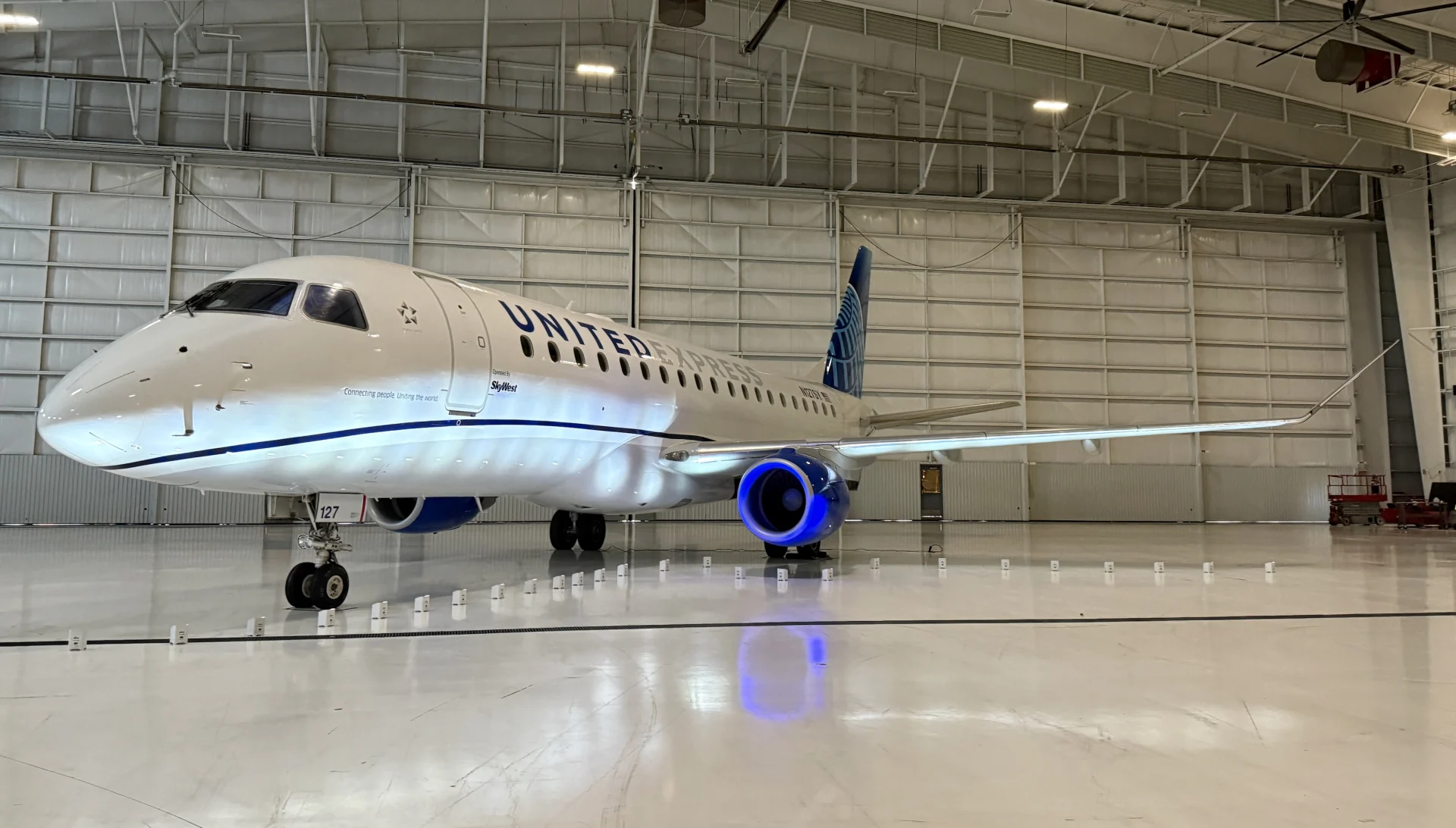 United Airlines Completes First Starlink Installation on Regional Aircraft