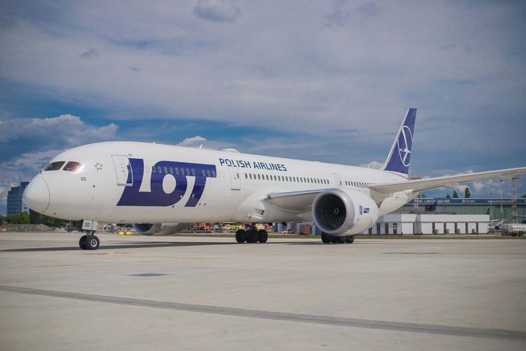 LOT Polish Airlines uruchamia zimowe loty do Cancún z Warszawy i Katowic
