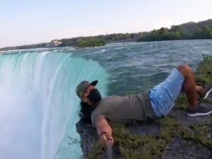 CAUGHT ON CAMERA: TikTok user gets dangerously close to Niagara Falls. Here is what Happened 