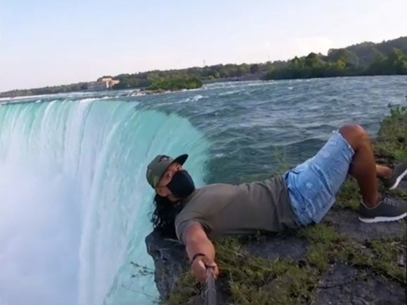 CAUGHT ON CAMERA: TikTok user gets dangerously close to Niagara Falls. Here is what Happened