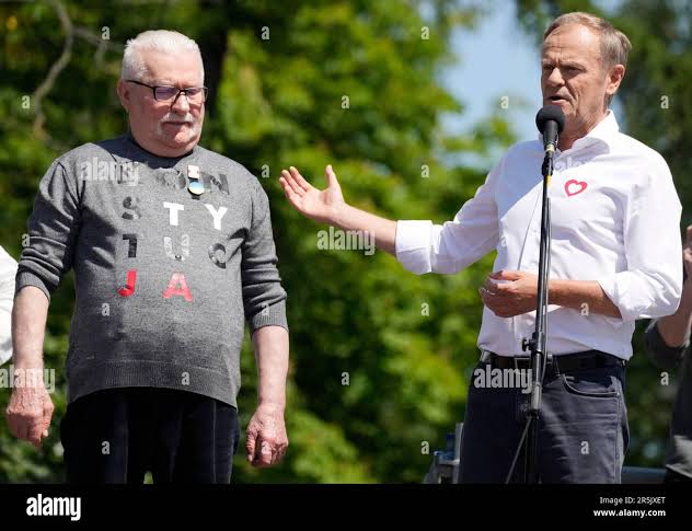Słowa Lecha Wałęsy do Donalda Tuska uderzyły jak piorun: „Mam nadzieję, że ludzie zmądrzeją i zobaczą prawdę. Polityka to nie egoizm, to bezinteresowność.”