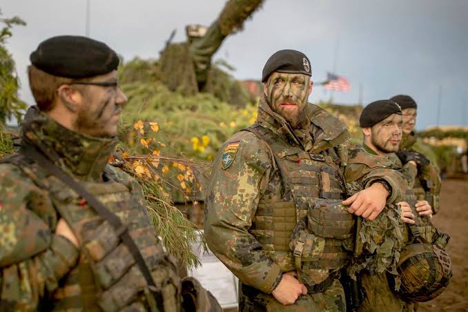 “Nadchodzi wojna? NATO zagrożone, Rosja planuje atak na Europę”