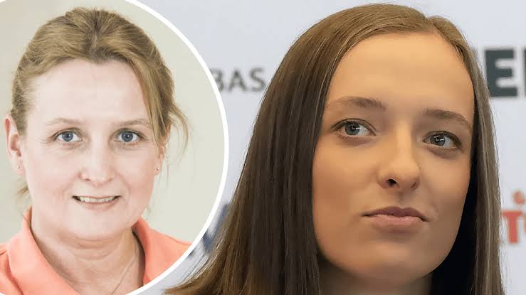 Dorota Świątek ogłosiła najbardziej druzgocącą wiadomość o Idze Świątek, obrzucając ją ostrymi słowami… „Nigdy więcej nie wygrasz, tylko porażki są twoim przeznaczeniem.”
