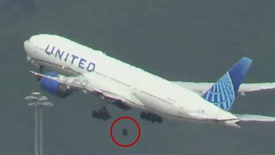 United Airlines Boeing loses wheel shortly after takeoff