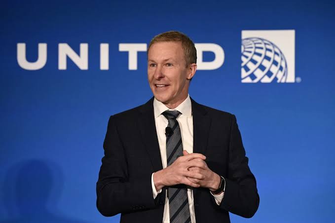 Former United Airlines CEO Scott Kirby Admits Past Mistakes, Issues Sincere Apology