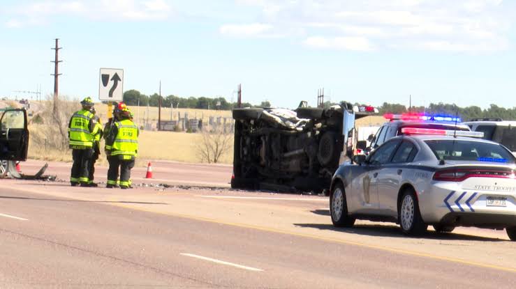 Northbound I-25 temporarily closed after traffic accident