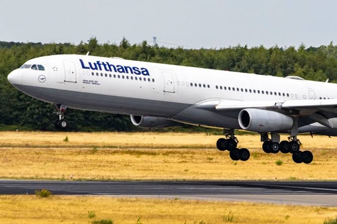 Pilot’s haunting final six-word message before doomed flight crashed,Lufthansa Airlines