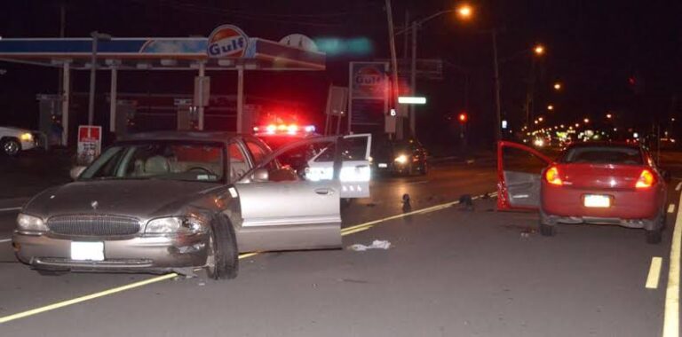 Driver, 16, dies after losing control, colliding with vehicle in Niagara Falls