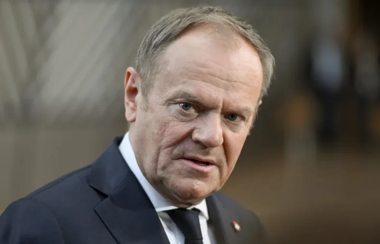 Polski premier popiera swojego ministra w sporze z Muskiem i Rubio.