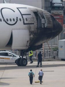 Tow Truck Fire Damages Lufthansa A340 at Frankfurt Airport (June 11, 2018)