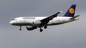 Lufthansa Airlines!!Passenger Dies Mid-Flight After Suffering Severe Blood Loss in Medical Emergency