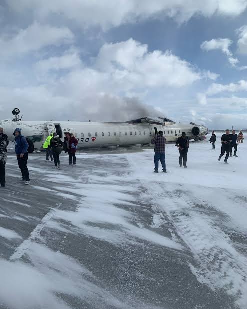 FAA to investigate after fire reported in cabin of United Airlines flight