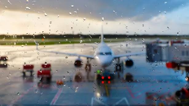 Emergency landing of Lufthansa flight at Hamburg Airport due to coffee machine incident