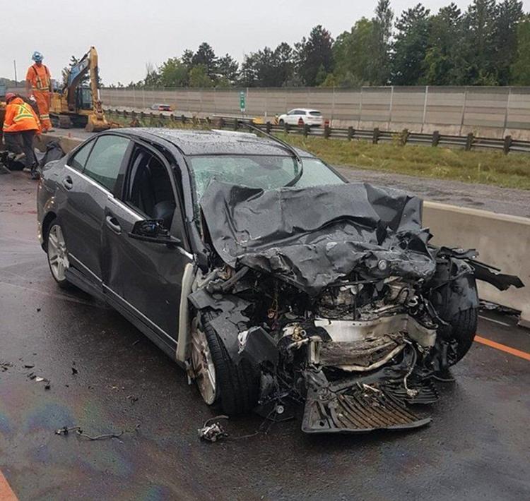 2 Dead, in wrong-way collision on Hwy. 406 in St. Catharines.. Niagara falls