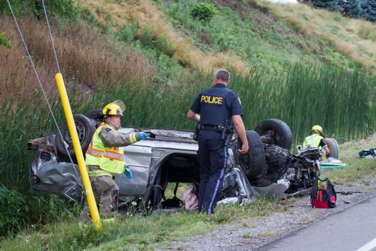 2 dead, 2 injured after head-on crash in Niagara Falls