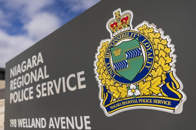 Tension As Dad stabbed with young daughter in back seat of vehicle in Niagara Falls, teen charged
