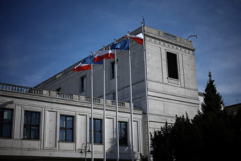 Polska stara się przekierować 6 miliardów euro z funduszy UE na obronność.