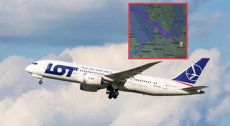Lotnicze linie lotnicze LOT, lot do Toronto, zmieniły kurs na Reykjavik przed powrotem do Warszawy z powodu niesfornego pasażera.