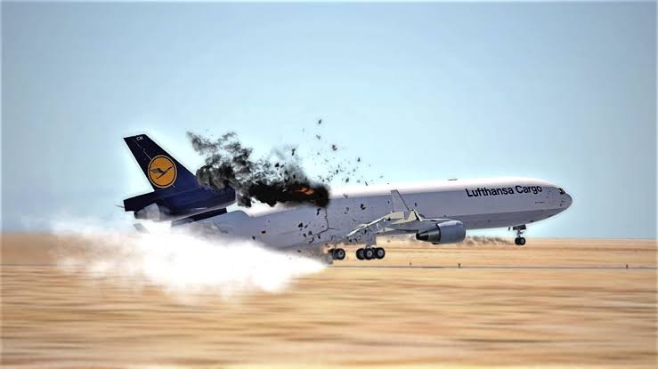 Lufthansa Airlines Flight With 182 Passengers Aboard Hits severe Turbulence….And Drops…179 survivors