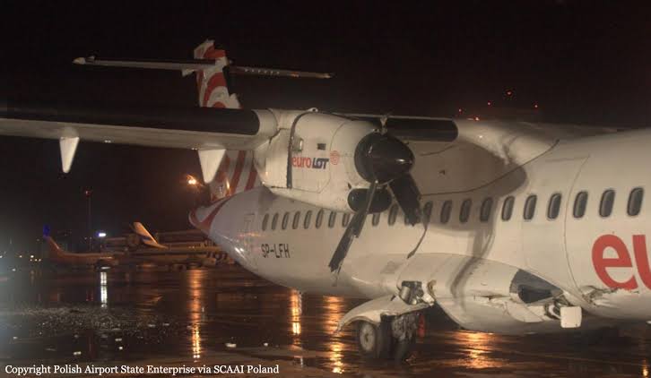 Samolot KLM zderza się z Dreamlinerem LOT-u… Wybuchają płomienie.