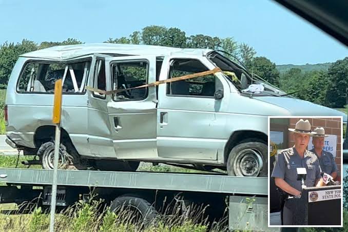 “Van Crashes on Way to Niagara Falls, 2 Dead Including Expectant Mother”