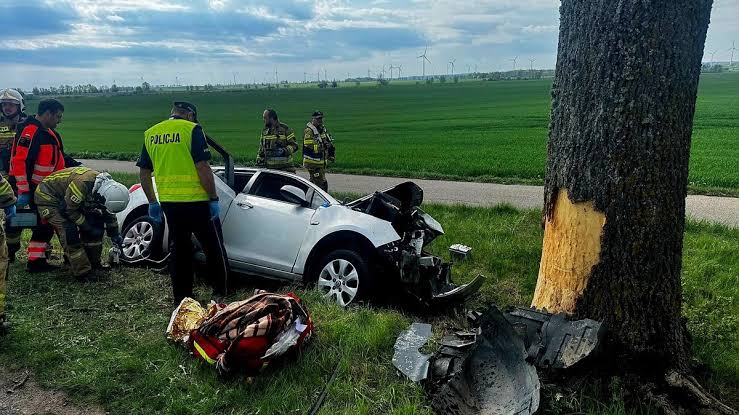 Poważny wypadek w okolicy Kętrzyna. Są ranni