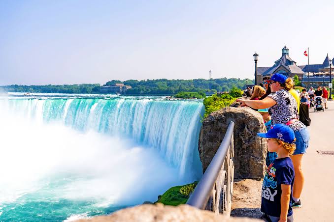 Tragedy at Family Picnic: Birthday Girl, 25, Falls Into Niagara Falls