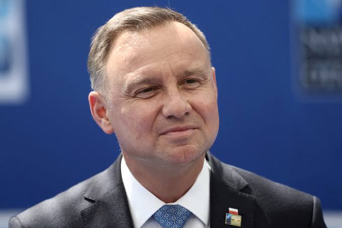 Pilne wiadomości!! Prezydent Polski ogłasza stan wyjątkowy