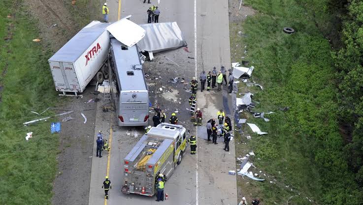 Head-On Car Wreck in Niagara Falls Claims Family of Four and Grandmother