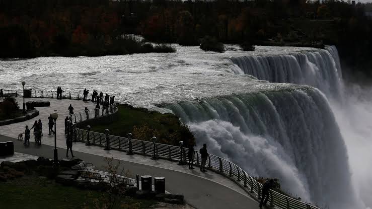 Tragedy at Niagara Falls: Another Life Lost in Fatal Self- incident