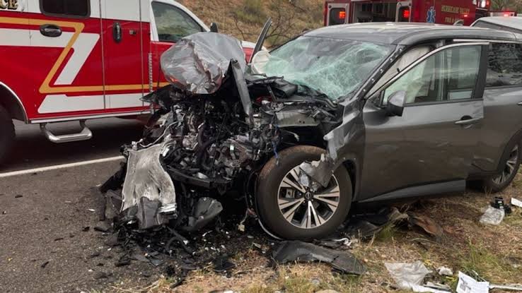 Head-on crash in Niagara Falls sends four to hospital