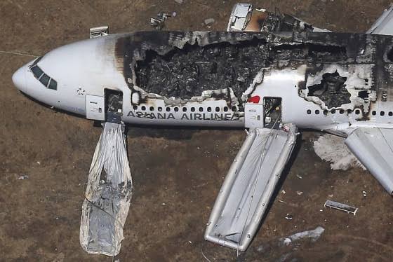 Tragedy in the Skies: United Airlines Flight Crashes from 1,000ft After Engine Failure, 50 Lives Lost