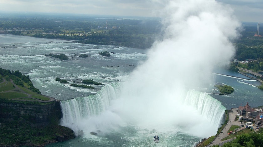 Two Students Plunge into Niagara Falls After Failing Final Semester Exams"