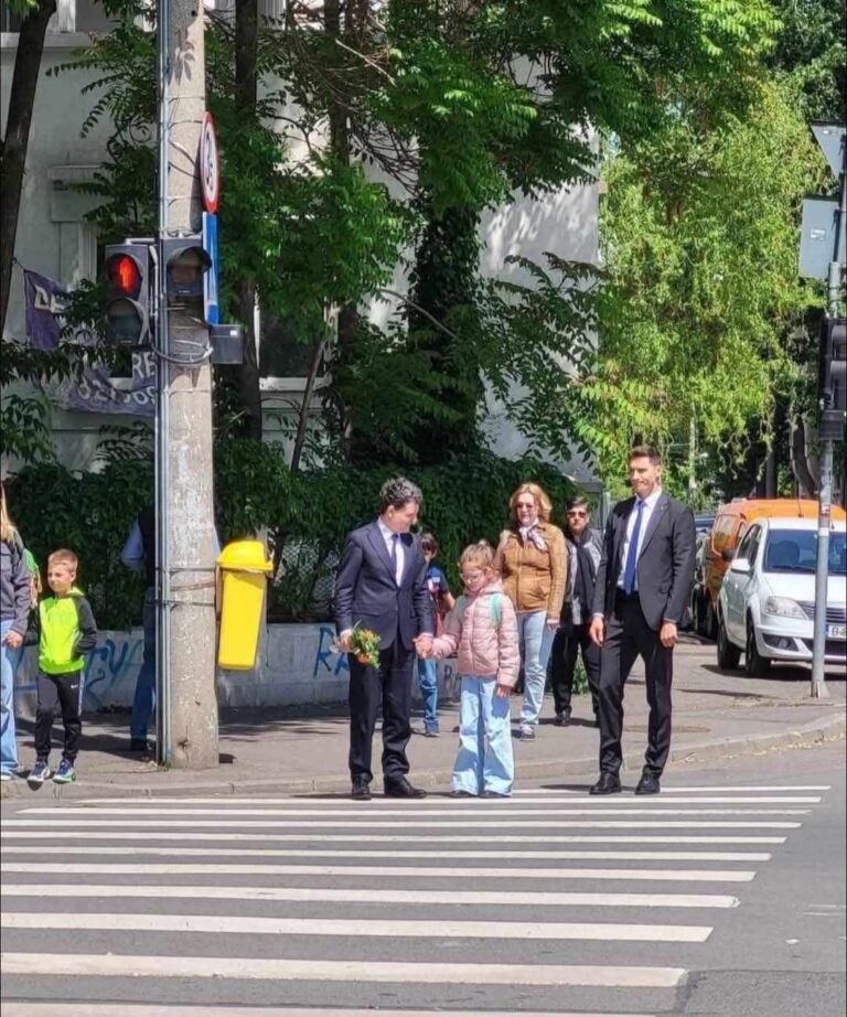 Nicușor Dan, președintele României – fiica sa, Aheea, a dispărut