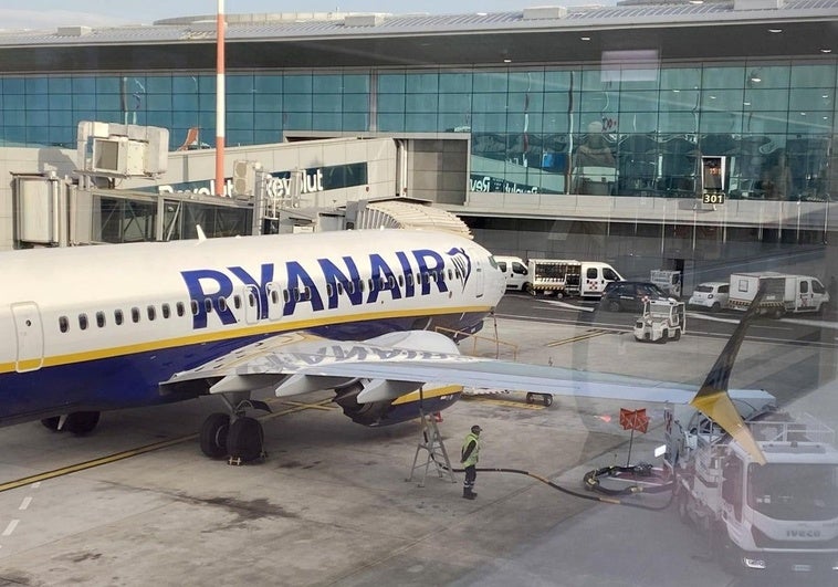 Ryanair Flight,What Happened To A 89 Years Old Man Who Lost His...