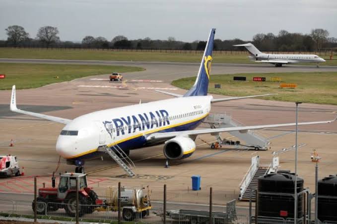 Tragedy Strikes, Ryanair drops 10,000 feet In less than two minutes leading To Many Fatalities