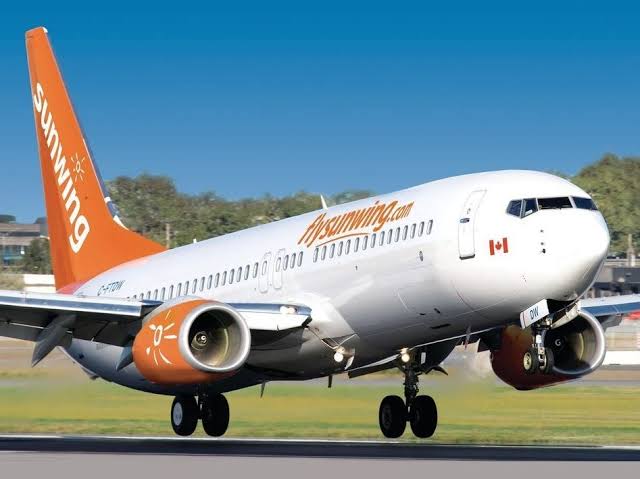 Sunwing Flight Plunges After Mid-Air Engine Failure: Passengers Recount Harrowing Ordeal”