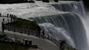 Tragedy at Niagara: Young Girl Found Lifeless After Plunge Into Falls