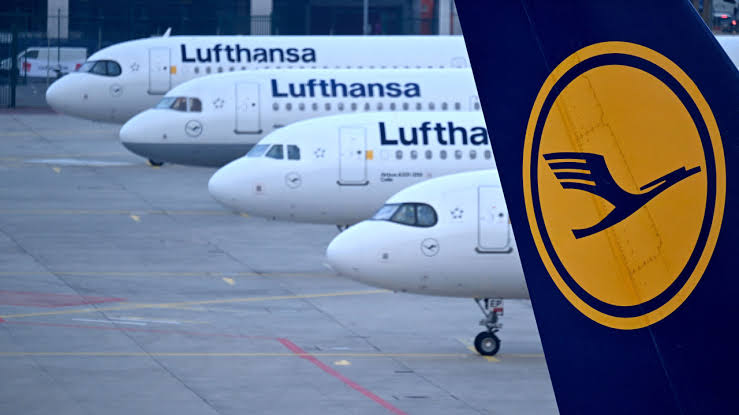 Lufthansa Reports €722 Million Loss in Q1 2025 Despite Revenue Growth, Eyes Recovery in Summer Travel Surge