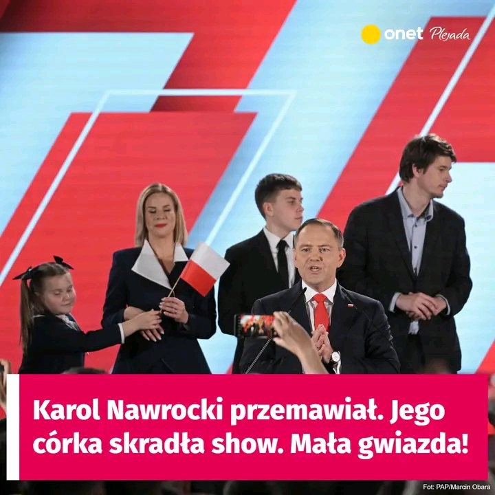 Karol Nawrocki przemawiał. Całą uwagę skradła jego córka