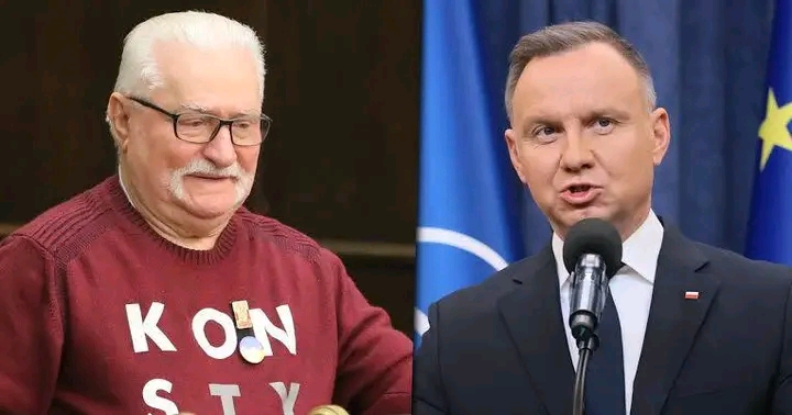 Marta i Małgorzata wiernie towarzyszyły mężom podczas ich ważnych wieczorów. Obie wskoczyły w eleganckiej stylizacje, ale jedna z nich wyglądała bardziej jak stewardessa, niż first lejdi.⬇️⬇️⬇️