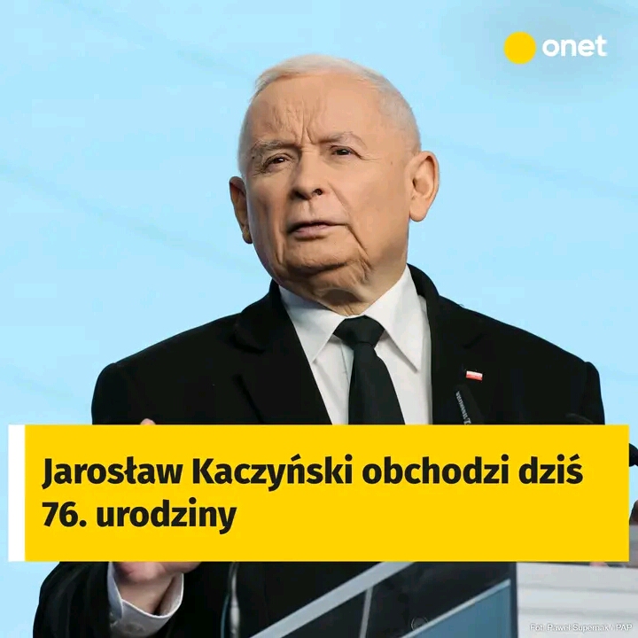 Jarosław Kaczyński kończy 76 lat. Jako dziecko zagrał w kultowym filmie „Dwóch, którzy ukradli księżyc”. Dziś prezes Prawa i Sprawiedliwości, weteran polskiej sceny politycznej i robi to, co najlepsze dla swojego ludu, czego nikt inny nigdy nie zrobił