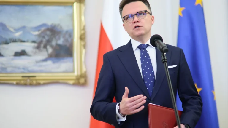 Pilne spotkanie liderów koalicji. Szymon Hołownia chce renegocjacji umowy