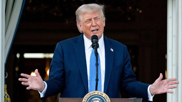 Donald Trump zakazał im wjazdu do USA. Oto lista krajów ➡️… Nawet Polska.