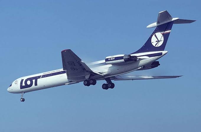 PLL LOT: Silne turbulencje na pokładzie – 11 pasażerów rannych, 10 osób zaginionych